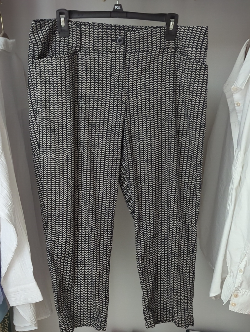 Ann Taylor Black and Tan Patterned Curvy Crop Pants 12